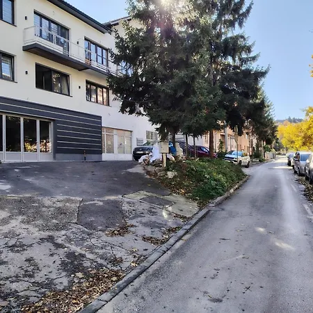 Premium 120 M2 *